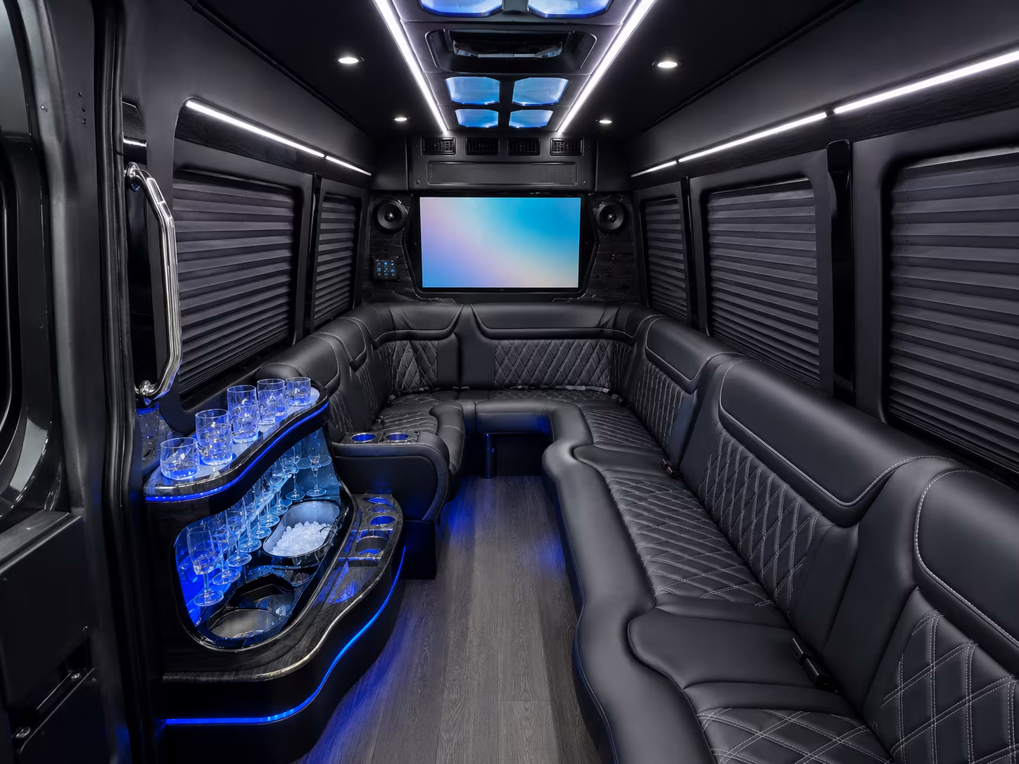 airport transportation for military and federal personnel flying into ont or lax